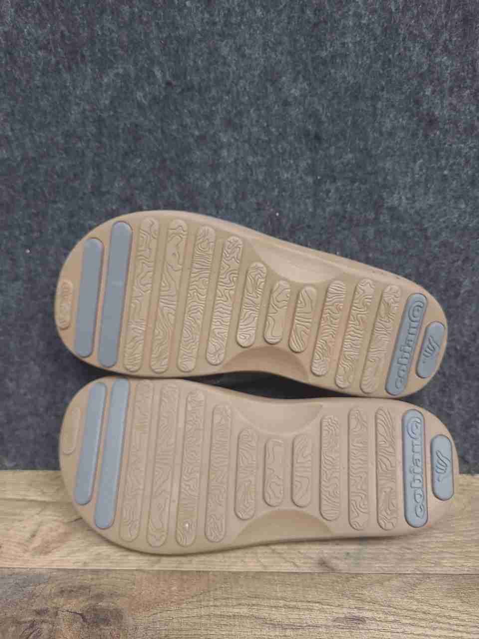 Cobian Sumo Sato Grey Charcoal Comfort Thong Flip Flop Sandals Size 9