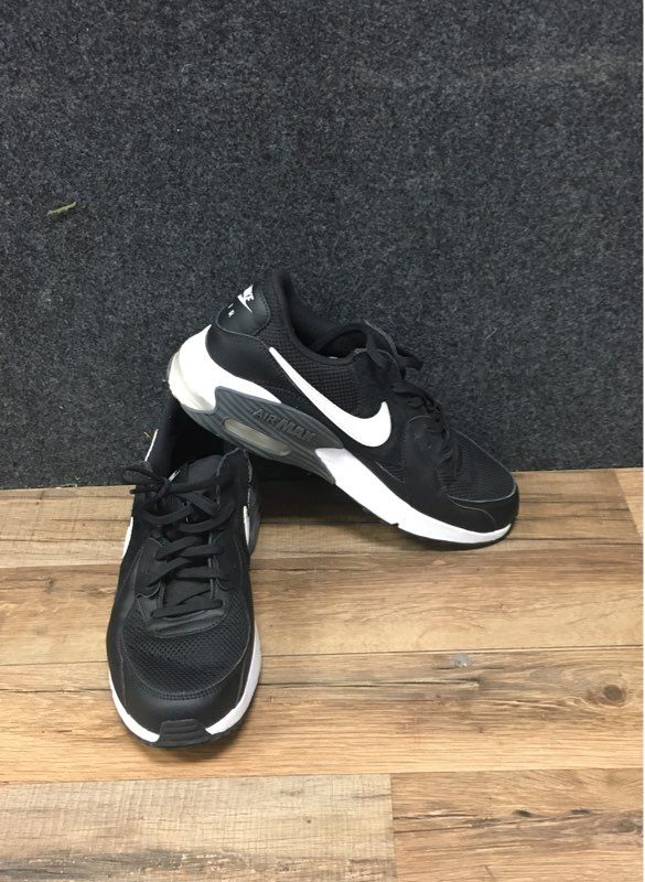 Nike Air Max Excee Black White Dark Grey Athletic Running Sneakers Size 10