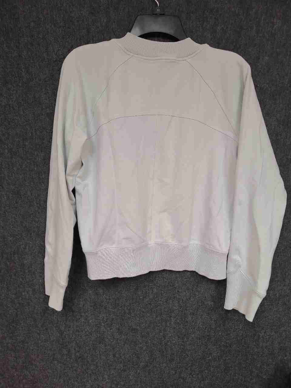 Lululemon Women's Light Gray Raglan Crewneck Sweatshirt Seam Back Size L