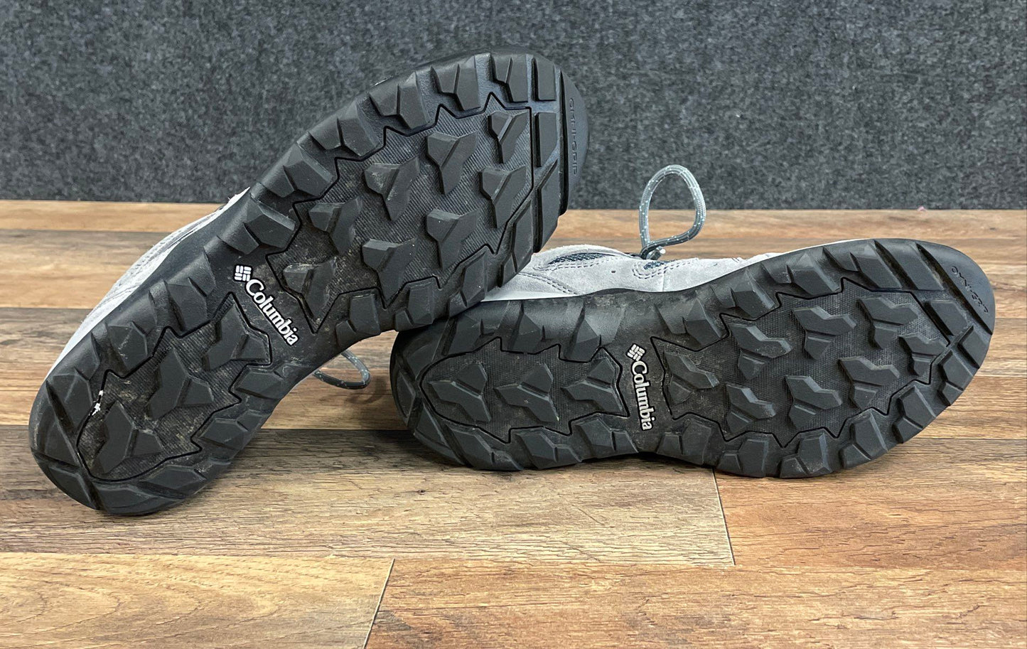 Columbia Redmond V2 Waterproof Graphite Iceberg Hiking Shoes Women's Size 9.5