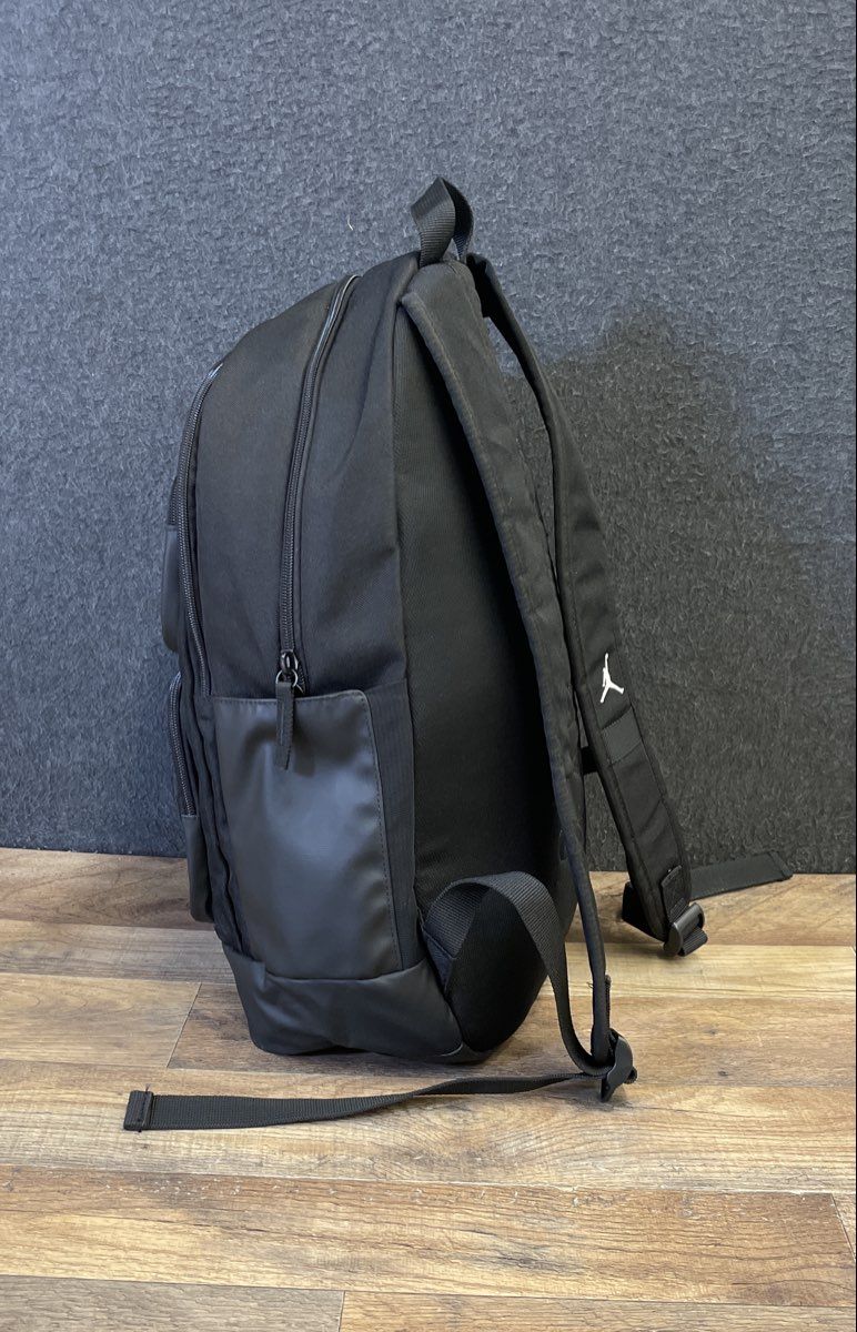 Jordan Black Large Jumpman Logo Padded Backpack School Bag Bookbag
