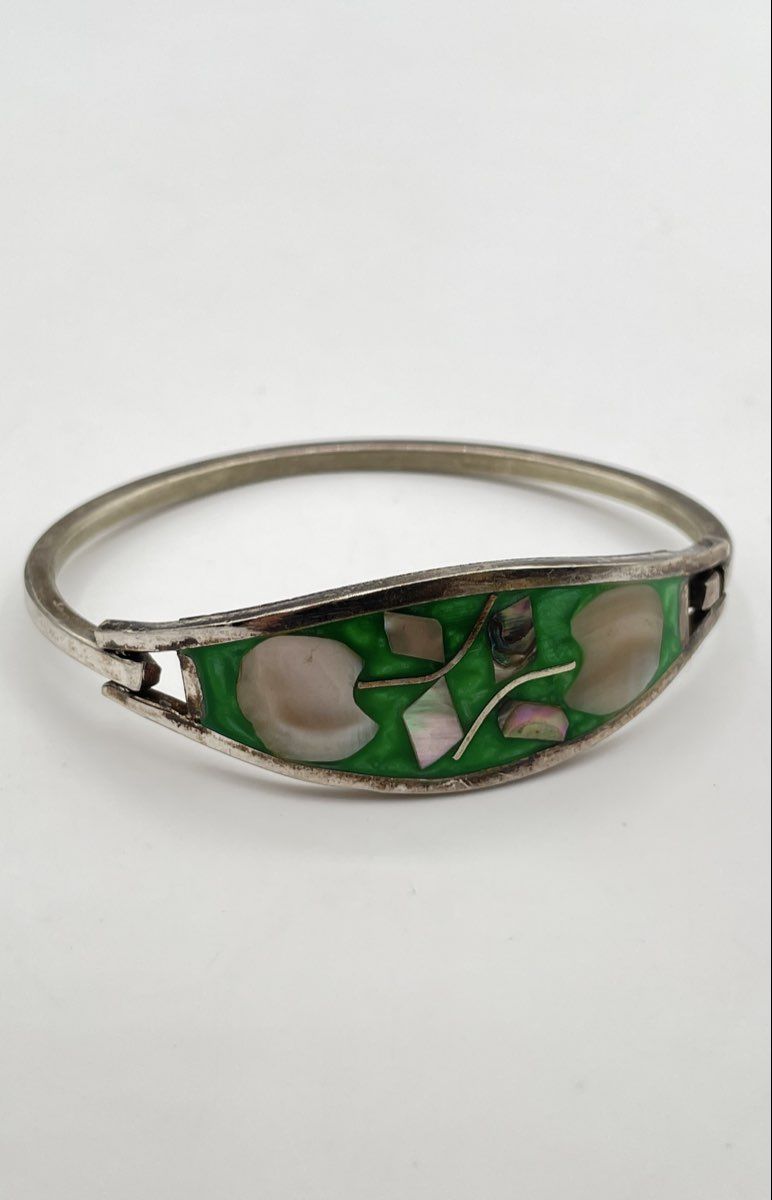 Alpaca Silver MOP Abalone Inlay Green Resin Bangle Bracelet Mexico Marked 15.1g