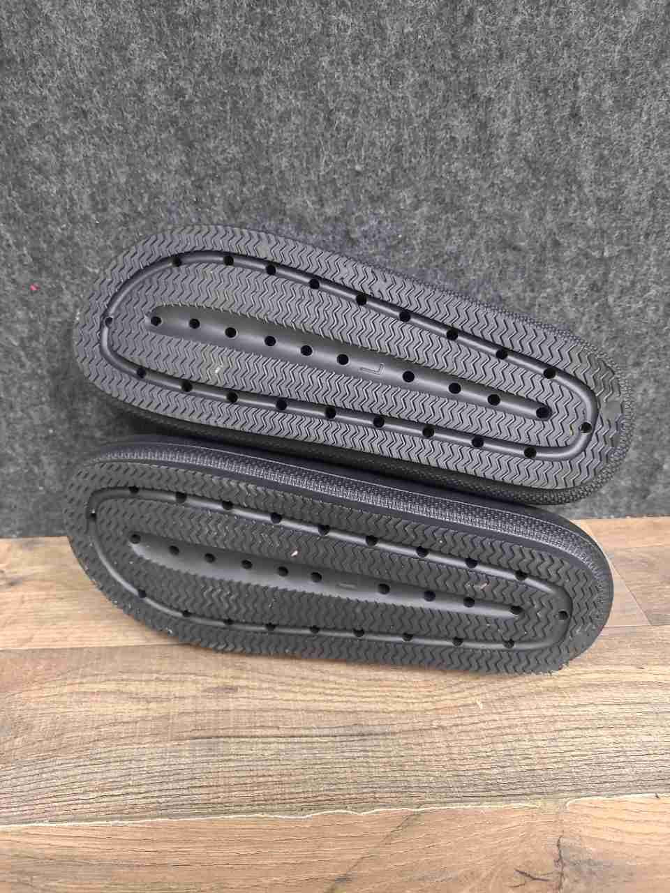 Victoria's Secret PINK Black Textured Single Strap Slide Sandals Women's Size L