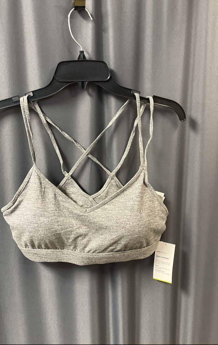 Fabletics Old Navy Women's Mixed Workout Set Gray NWT Salar Leggings Bra L