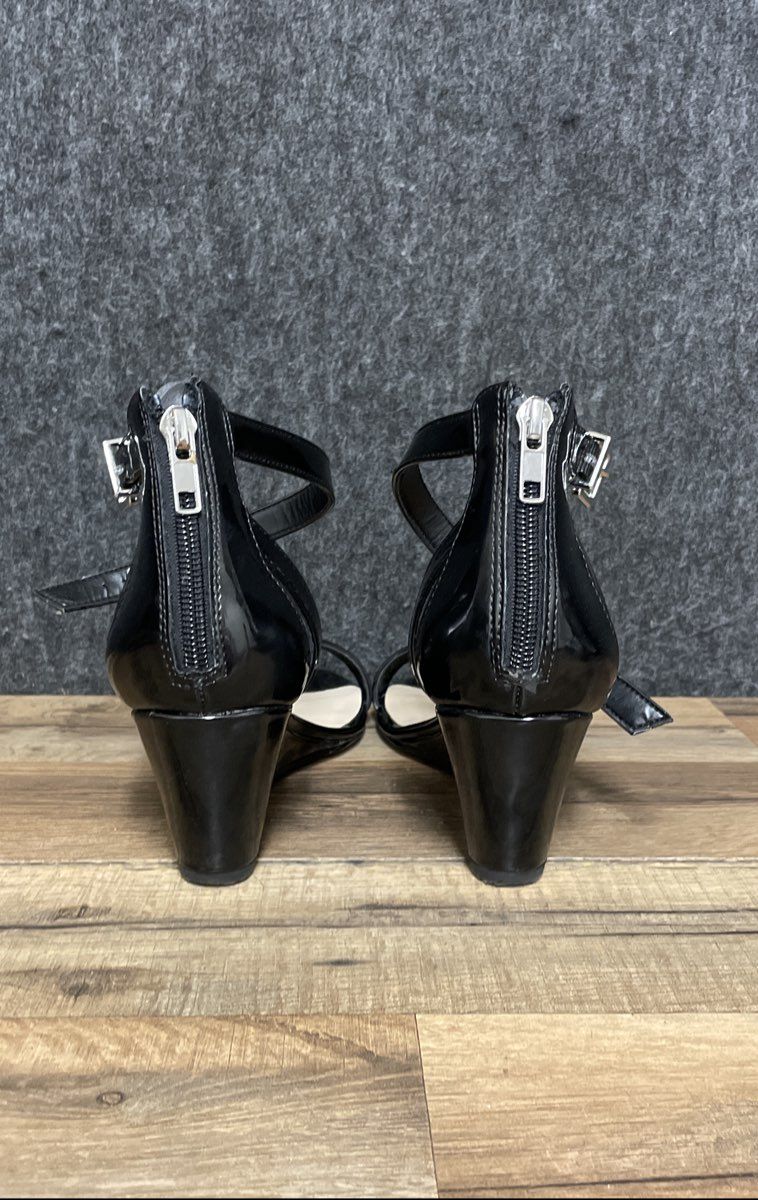 Nine West Black Patent Leather Ankle-Strap Block-Heel Sandals Size 8M