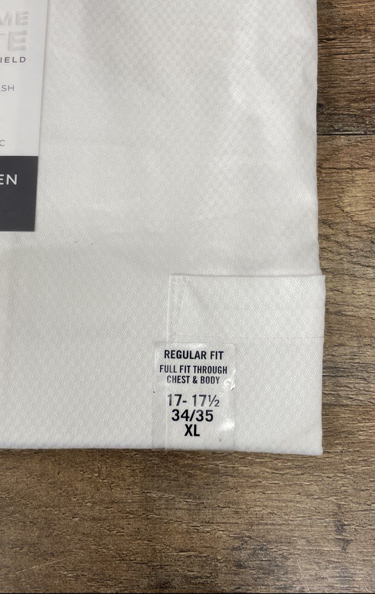 Van Heusen Men's White Extreme White Stainshield Stretch Dress Shirt Sz XL NWT