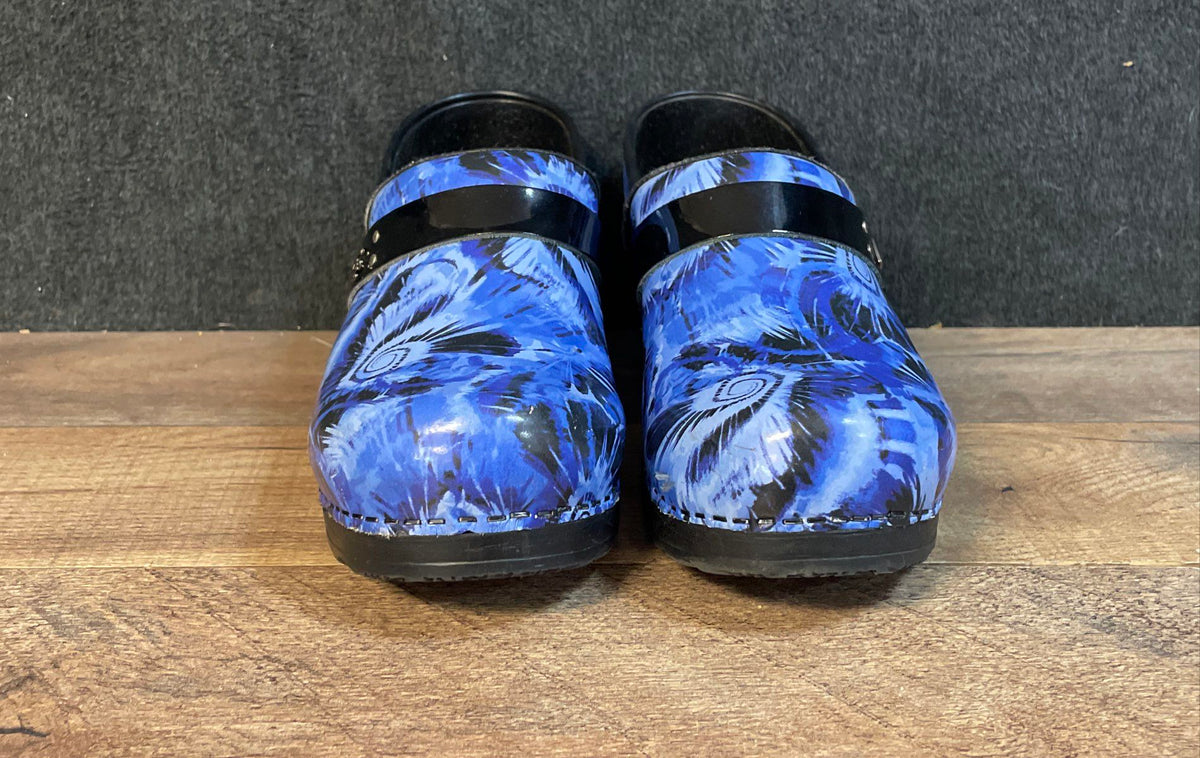 Sanita Koi Professional Blue Abstract Swirl Leather Clogs Women's Size 38