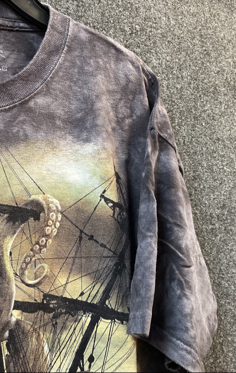 The Mountain Kraken Giant Squid Ship T-Shirt Tie Dye 2013 Gregory Moore Sz XL