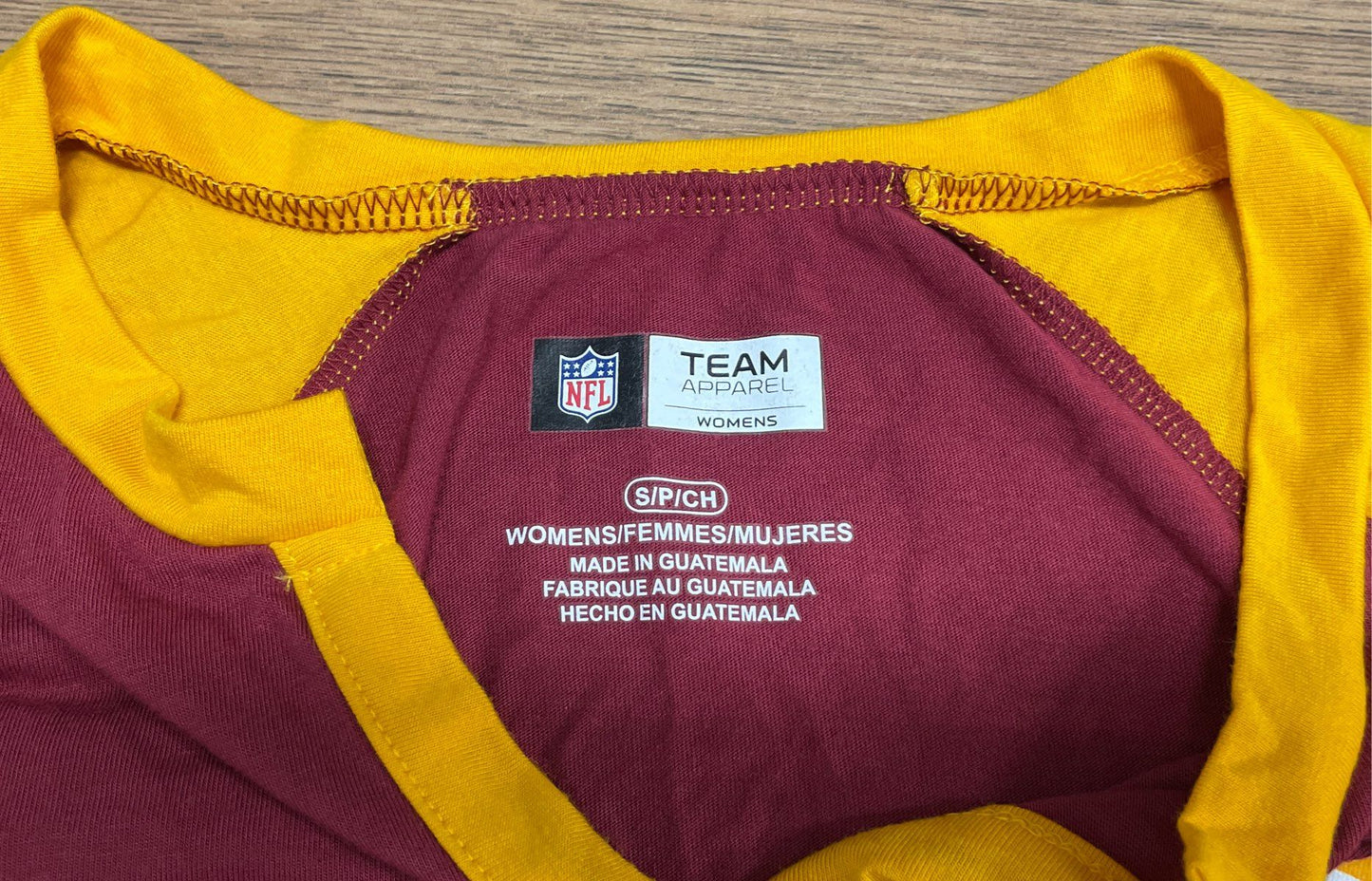 Washington Redskins NFL Team Apparel Raglan V-Neck T-Shirt Women's Sz S