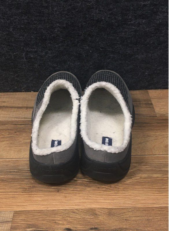Boy's Lands' End All Weather Mule Beige Casual Shoe Size 7
