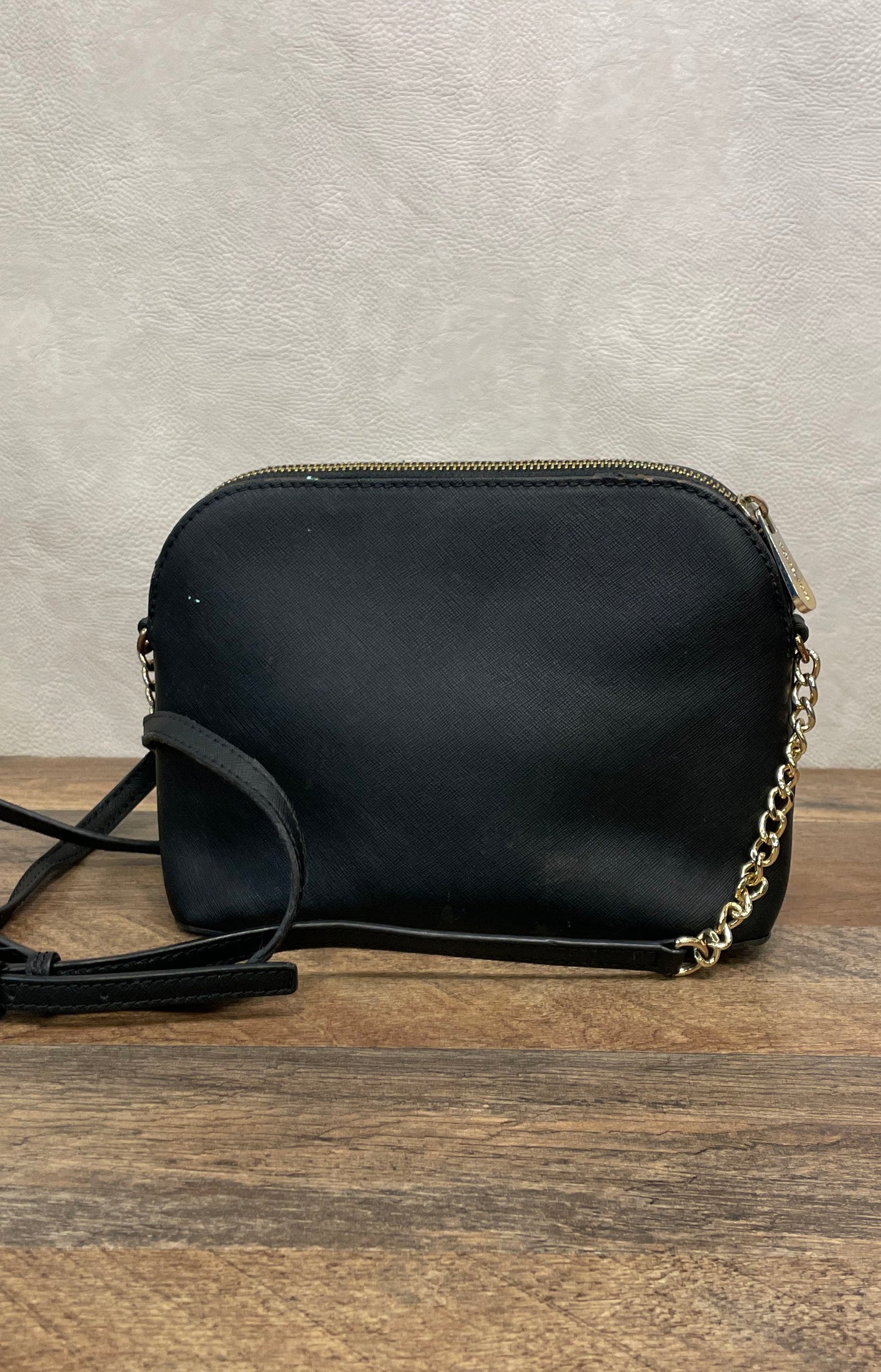 Michael Kors Black Saffiano Leather Jet Set Travel Dome Crossbody Bag Gold