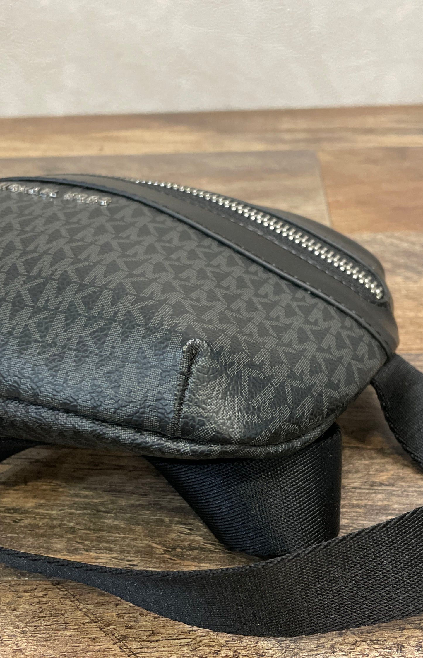 Michael Kors Black Grey Signature Logo MK Belt Bag Crossbody Silver Hardware