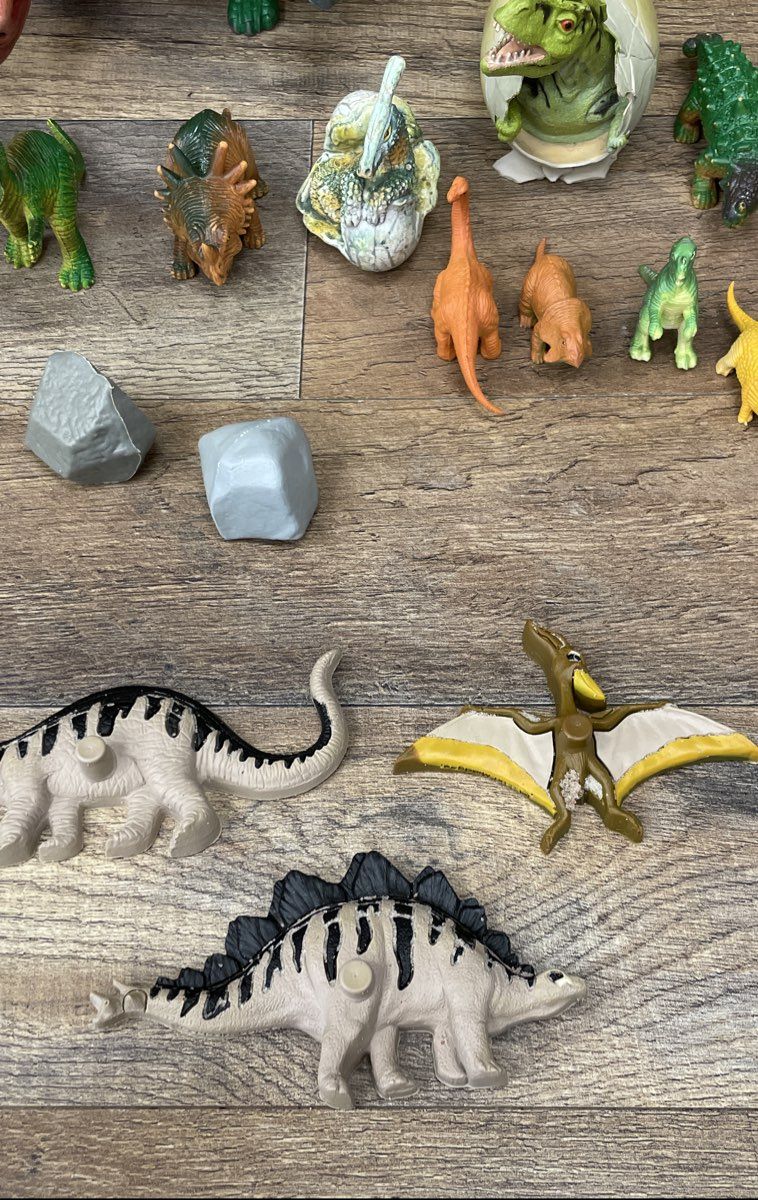 Large Lot Plastic Dinosaur Figures Toys & Cards Mixed Vintage Collection