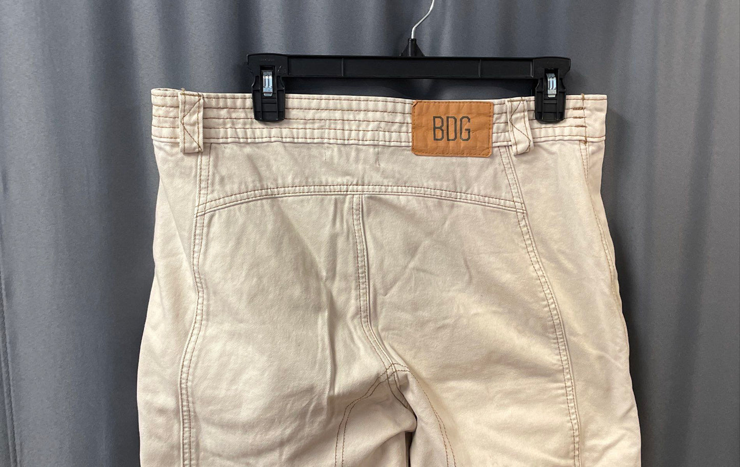 BDG Women's White Moto Zippered Utility Pants 100% Cotton Sz 31