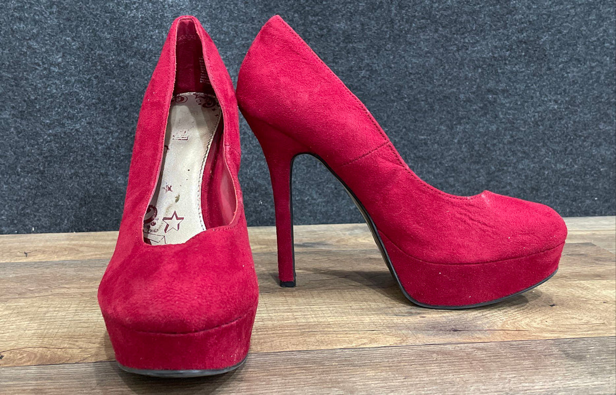 Brash Red Faux Suede Platform High Heel Pumps Women's Size 8