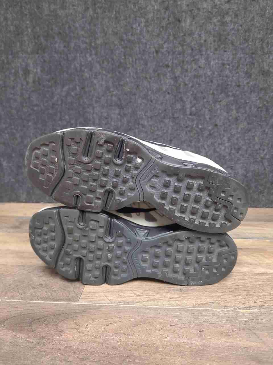Nike Air Max Tailwind 7 White Black Dark Grey Running Shoes Women's Size 9