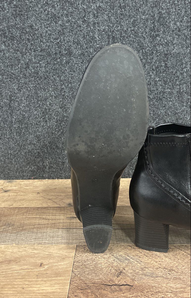 Etienne Aigner Gaby Black Faux Leather Square Toe Ankle Boots Size 10M