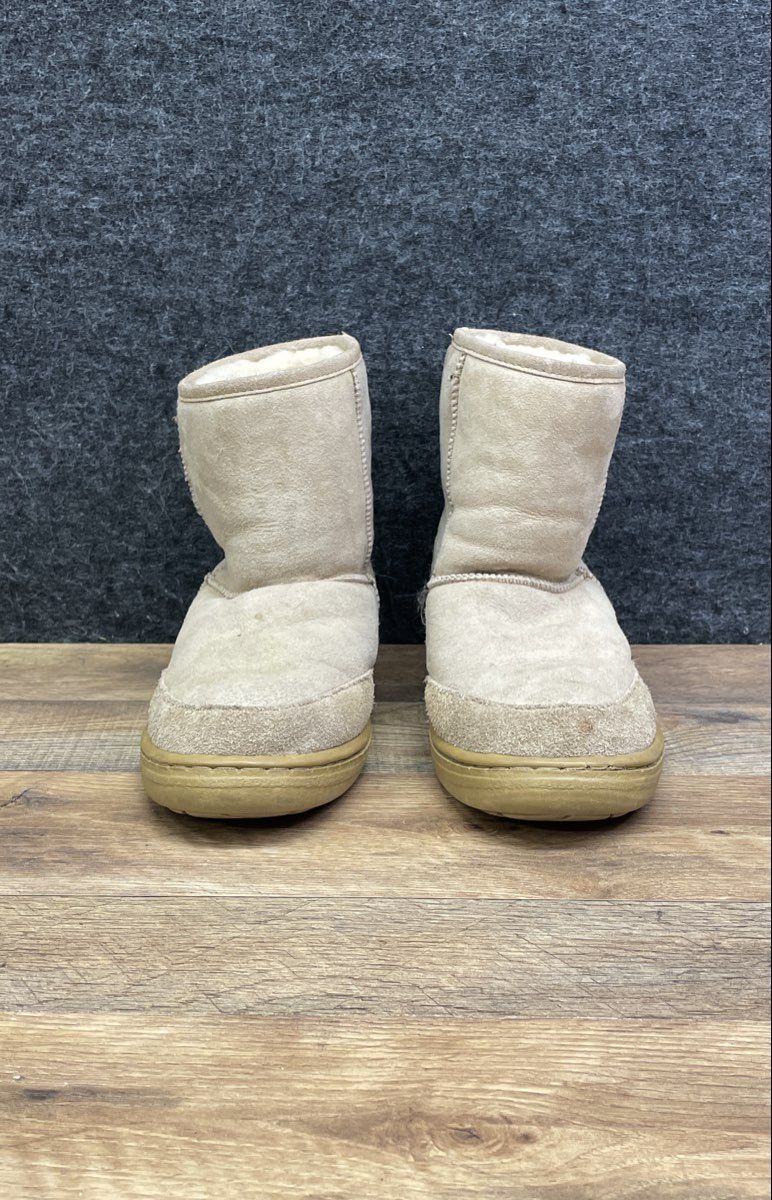 Shearling Supreme Beige Suede Sheepskin Lined Winter Boots Men's 9 Women's 10