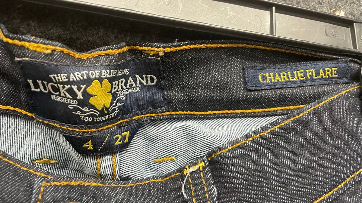 Lucky Brand Women's Charlie Flare Jeans Dark Wash Low Rise Stretch Sz 4/27