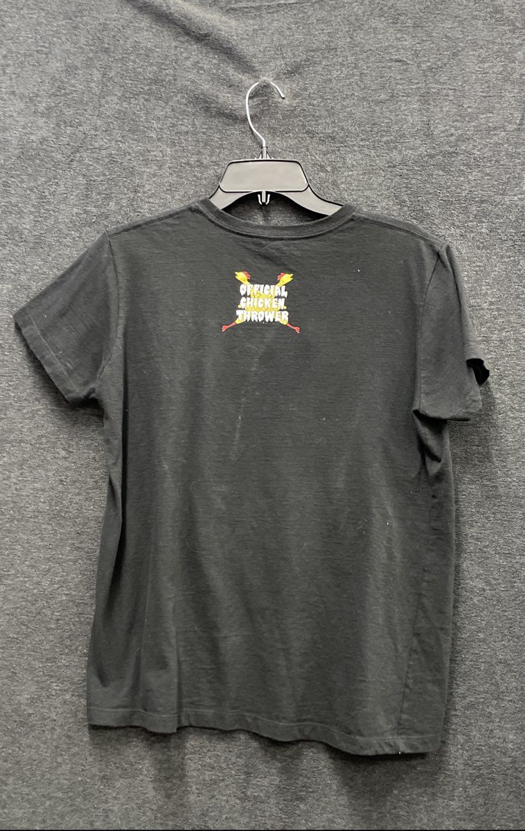 M&O Svengoolie Women's Black MeTV Official Chicken Thrower Graphic T-Shirt Sz L