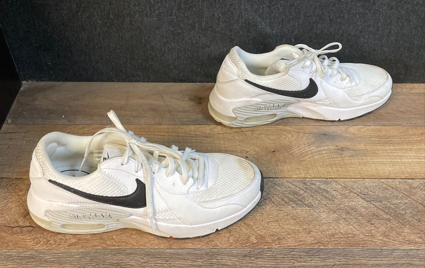 Nike Air Max Excee White Black Women's Sneakers Size 8.5
