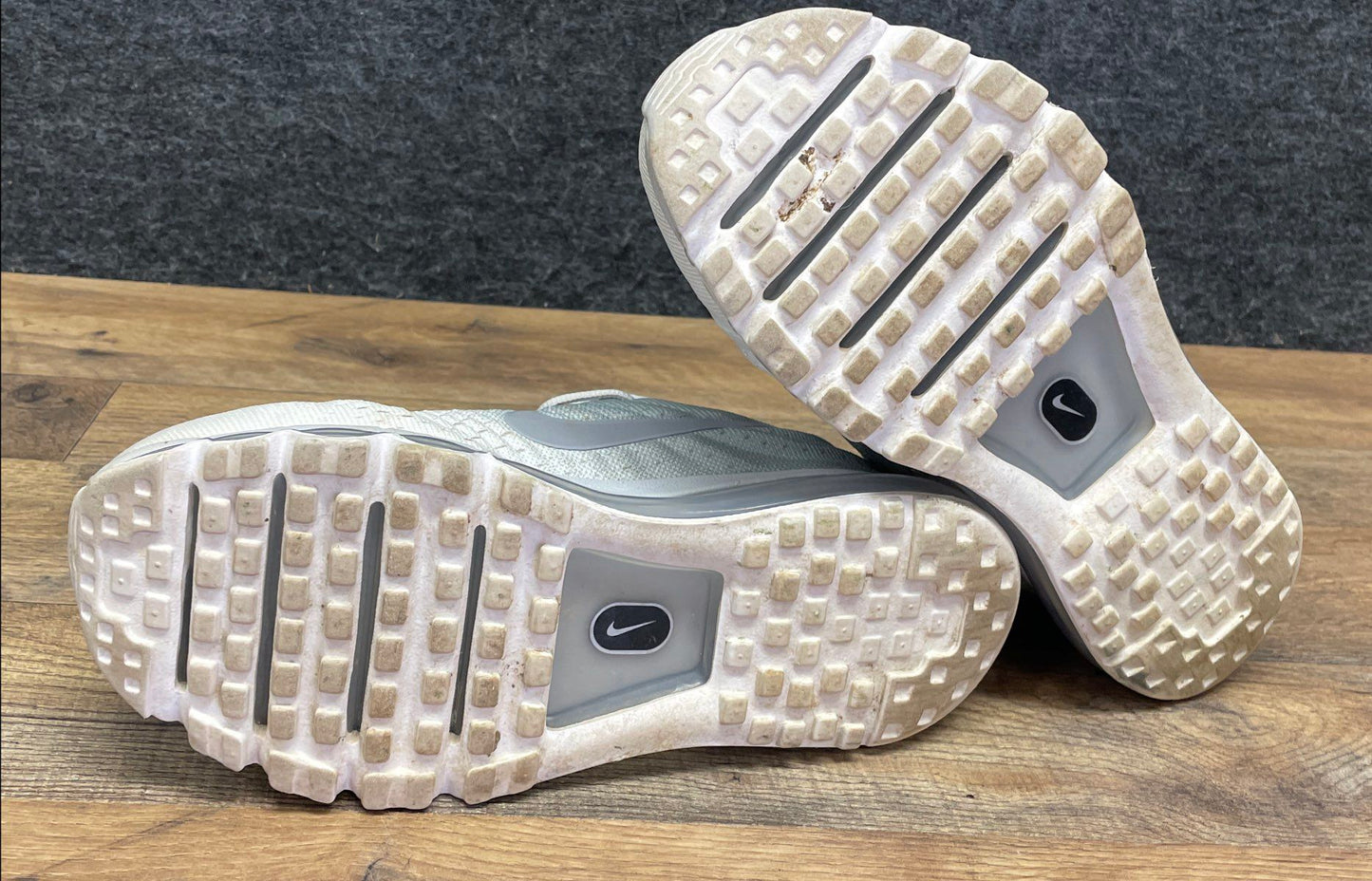 Nike Air Max 2017 Pure Platinum Wolf Grey Running Shoes Men's Size 7.5