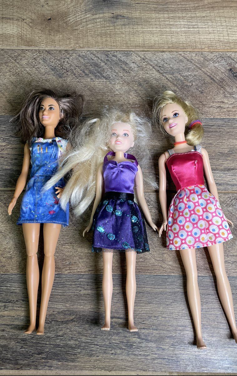 Mattel Barbie Doll Lot of 7 Mixed Fashion Dolls Vintage & Modern Playline