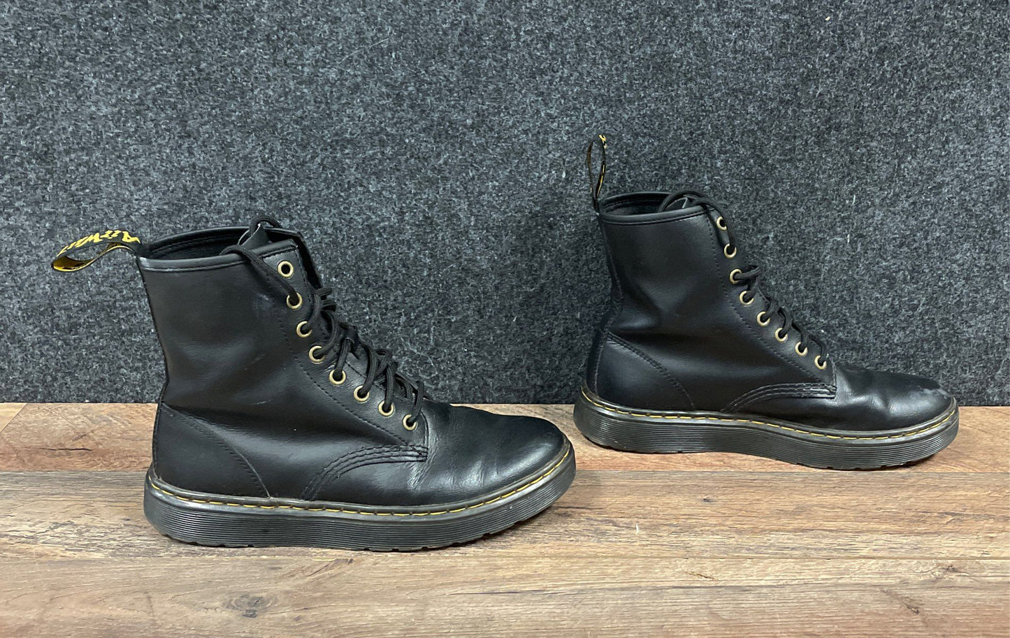 Dr. Martens Zavala Black Leather 8-Eye Lace Up Boots Size US 8 Women / 7 Men
