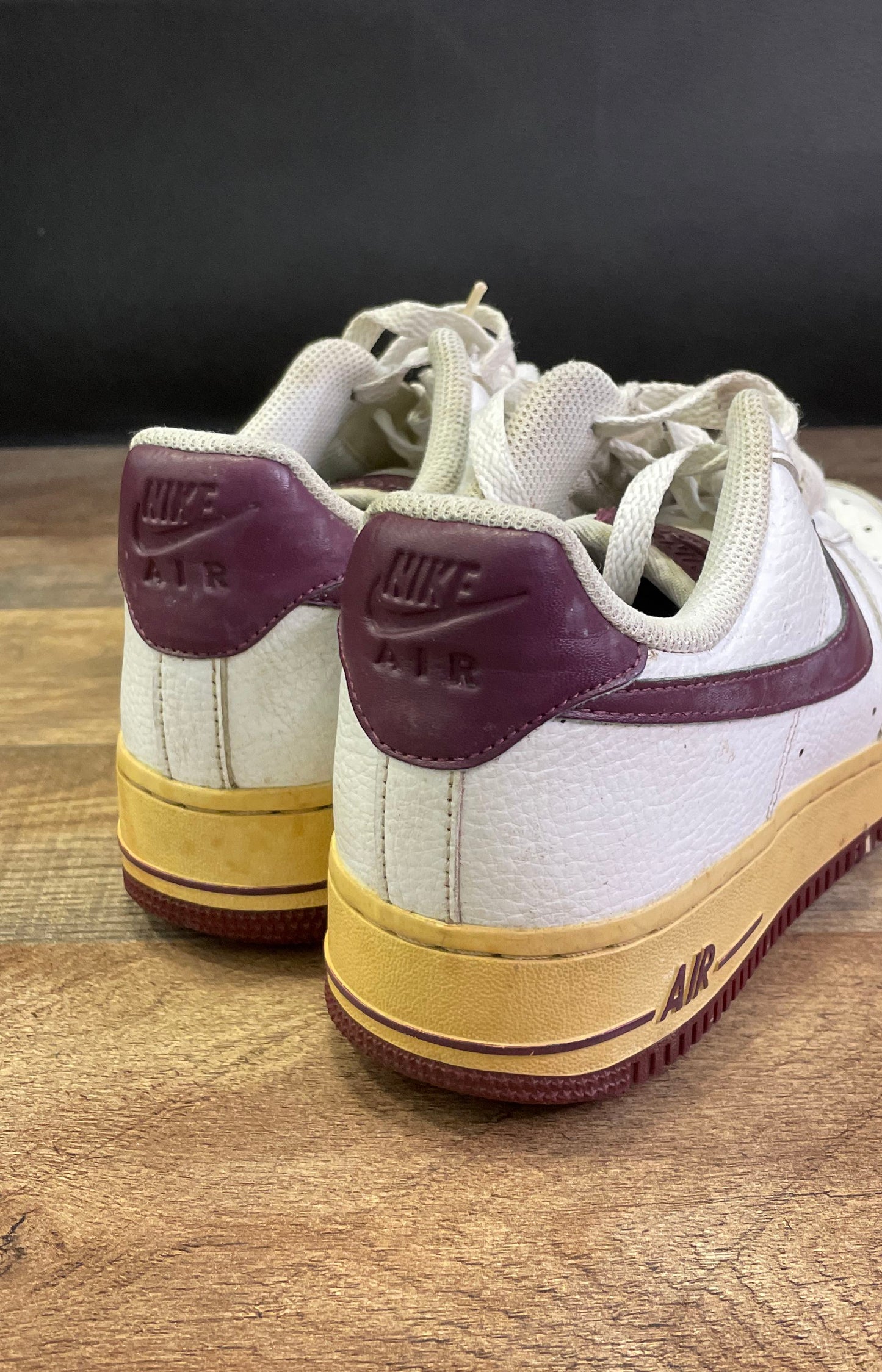 Nike Air Force 1 07 Low White Burgundy Yellow Women's Size 8