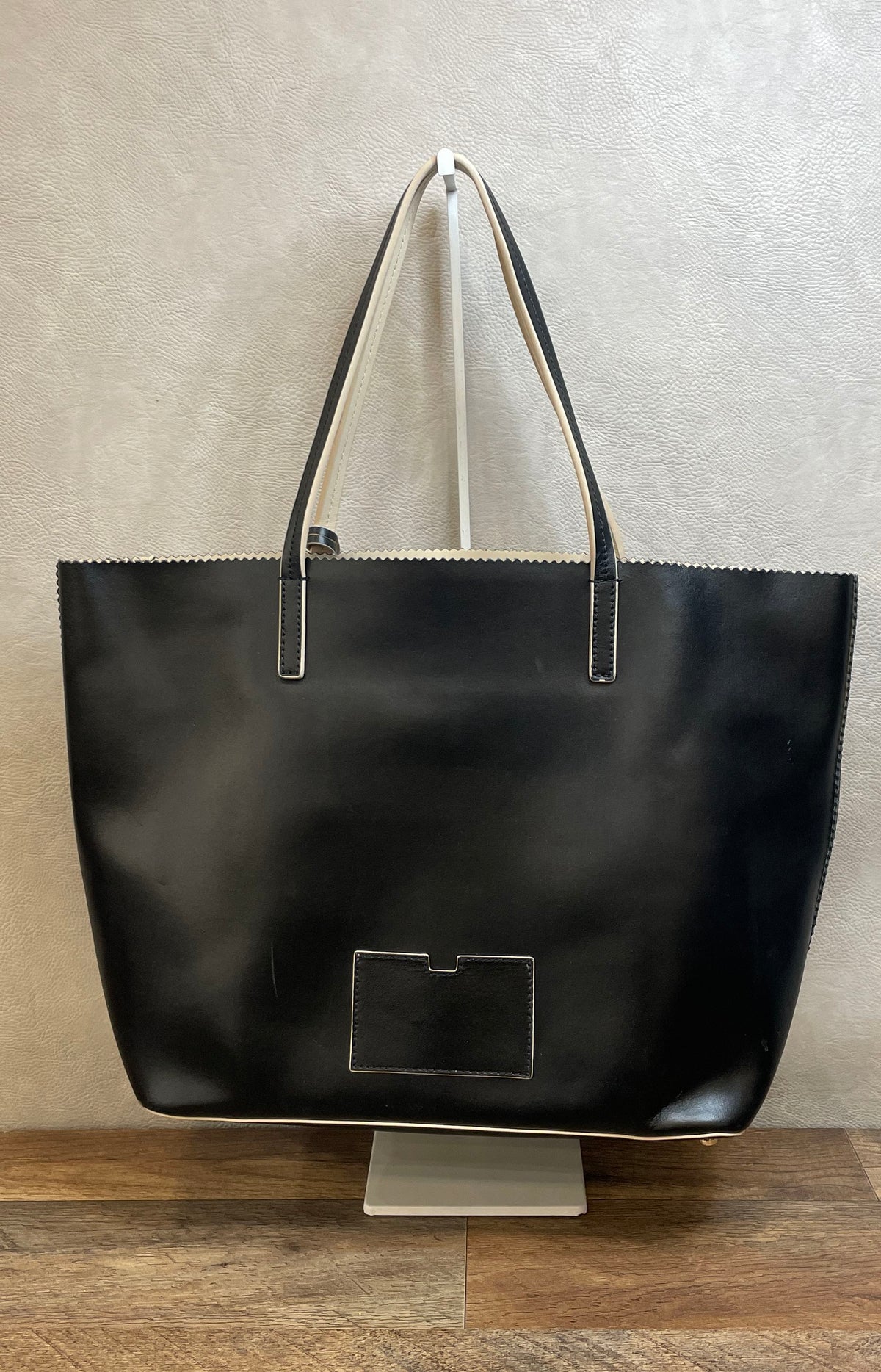 Kate Spade Black Leather Scalloped Trim Tote Bag Silver Hardware