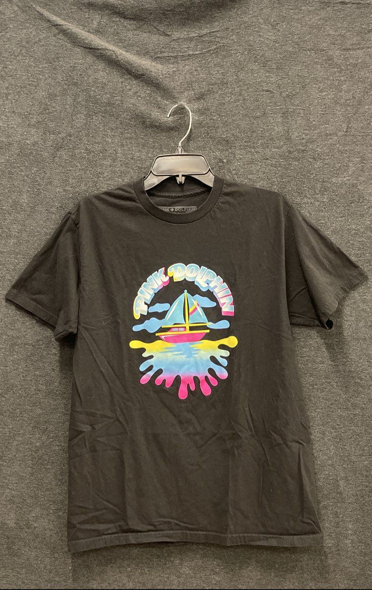 Pink Dolphin Men's Black Sailboat Graphic T-Shirt Sz M
