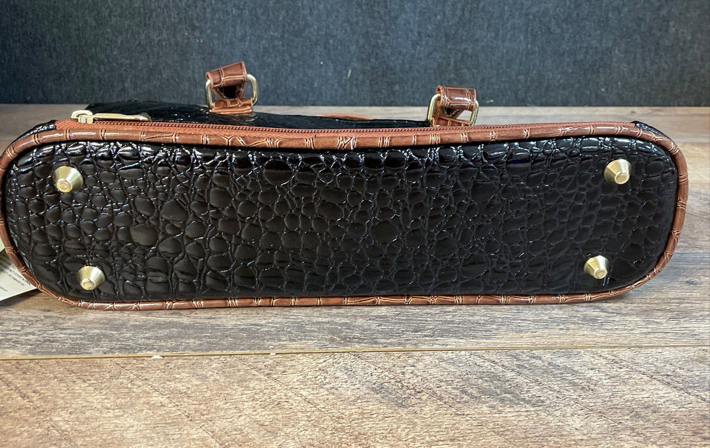 Samantha Brown Black Camel Croc Embossed Classic Wine Purse Insulated NWT
