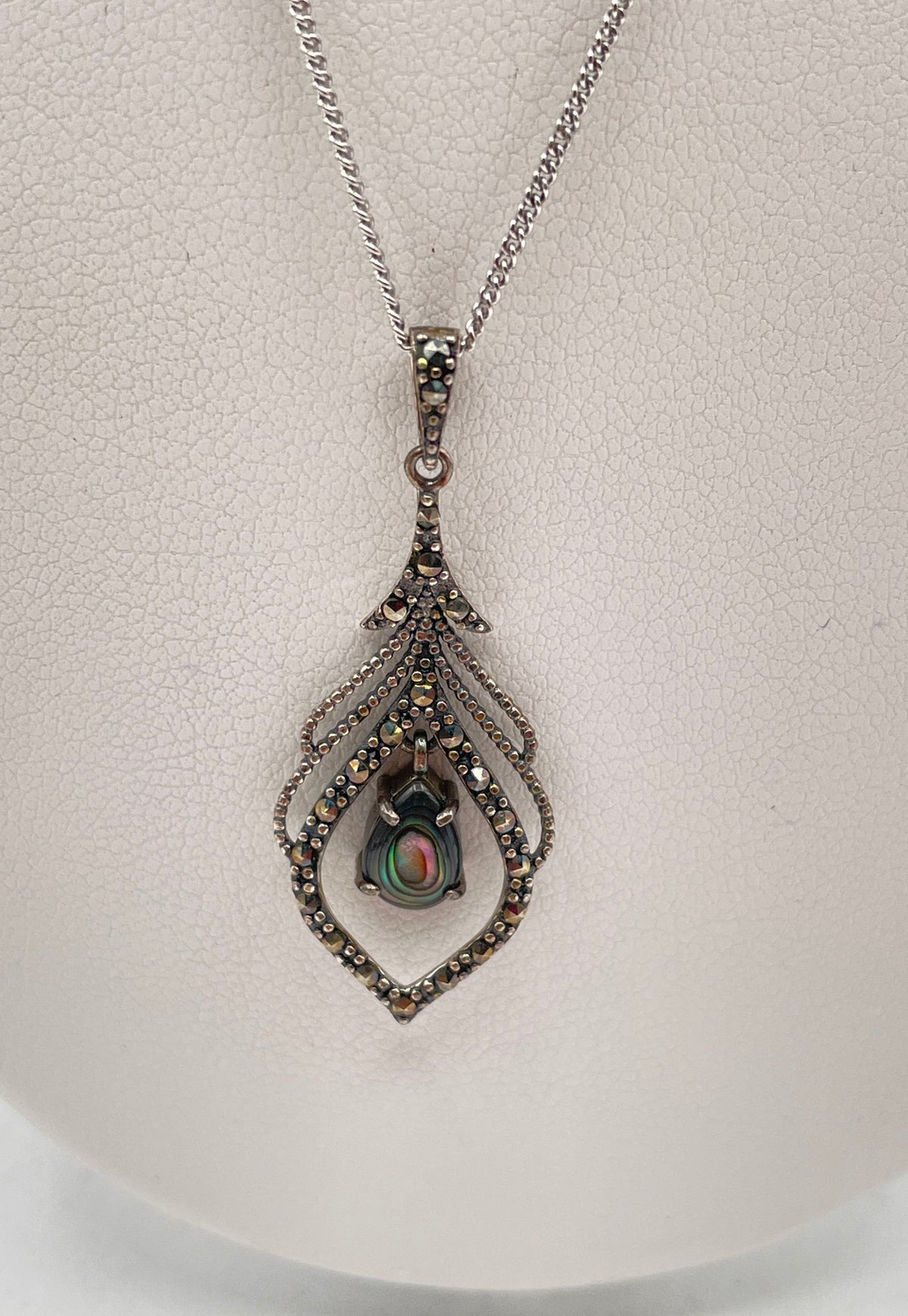925 Sterling Silver Marcasite & Abalone Pendant Necklace 3.1g