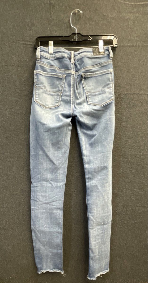 American Eagle Women's Distressed Jeans Lot of 3 Black Blue Ripped Skinny Sz 2
