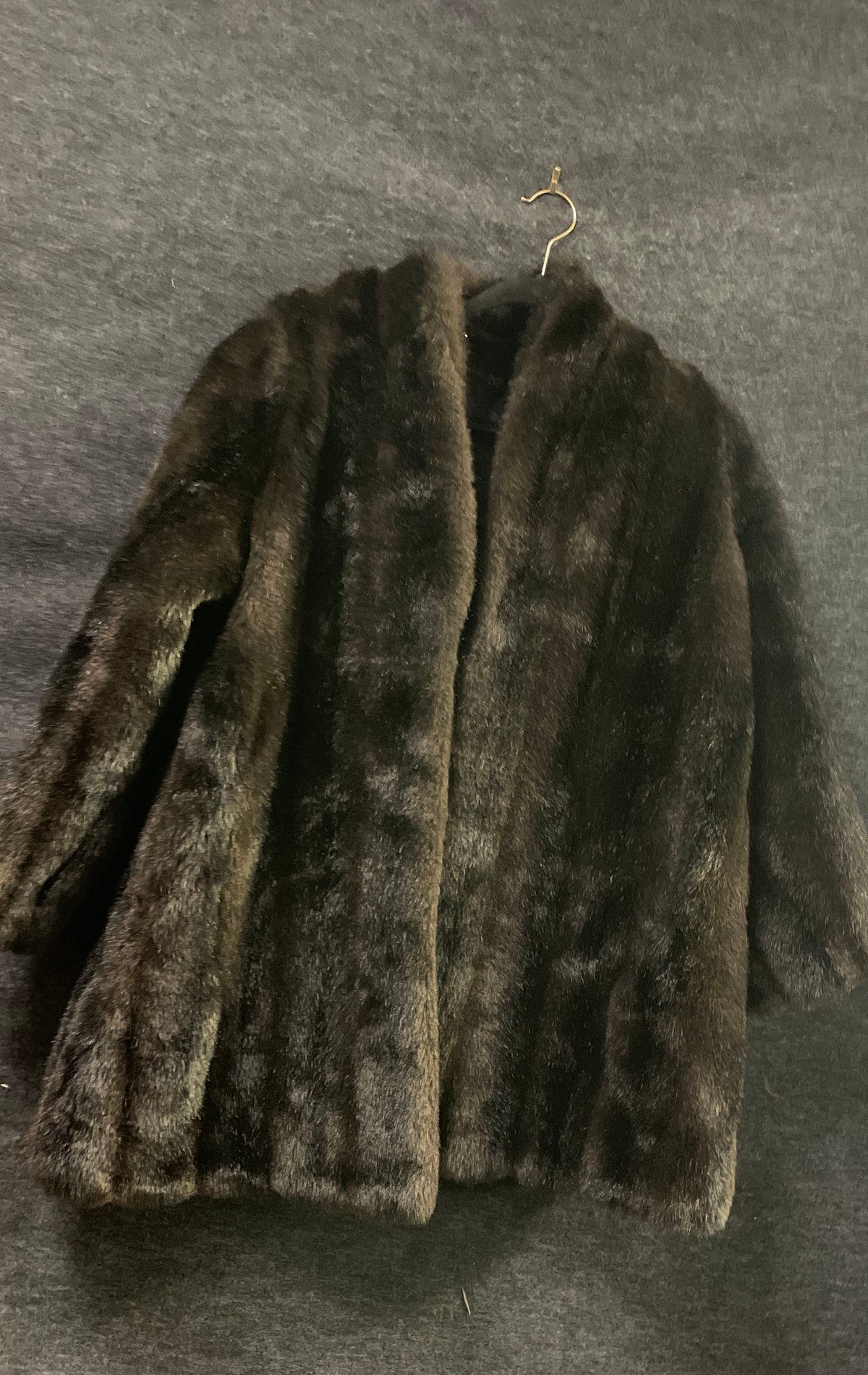 Vintage Carly Monterey Women's Brown Faux Fur Pile Coat Made in USA Size 6