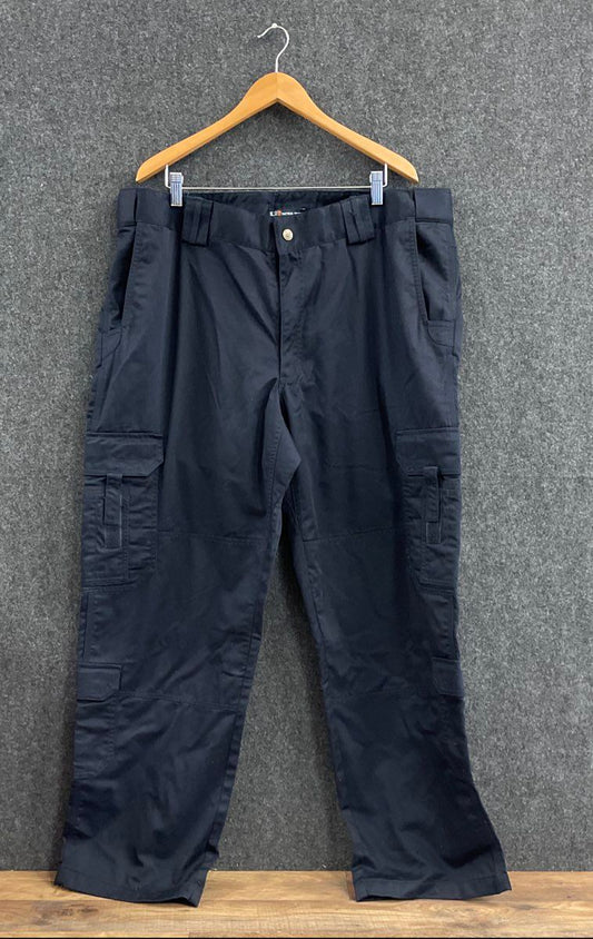 5.11 Tactical Men's Black Tactical Series Cargo Multi-Pocket Work Pants 42x32