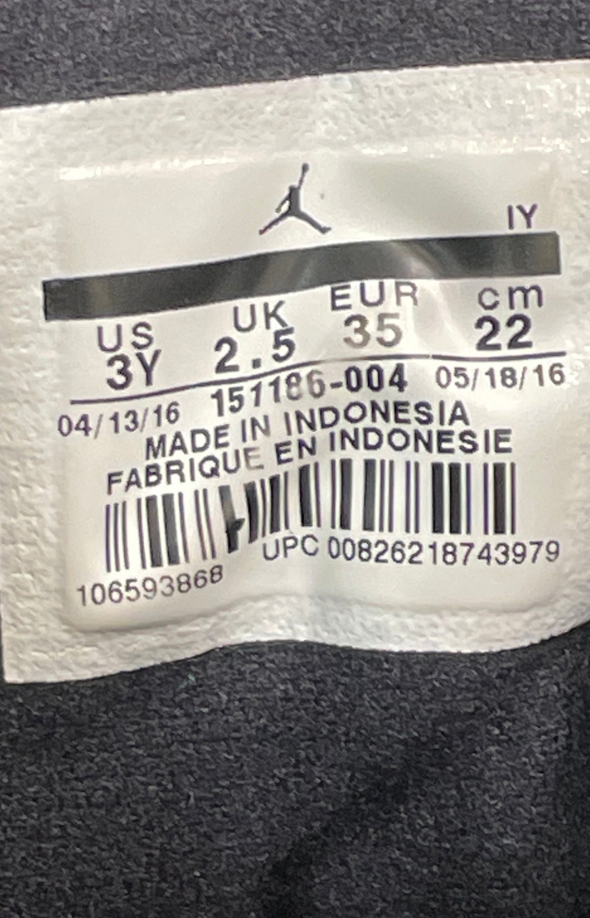 Nike Air Jordan 12 Retro Black Nylon Neoprene Kids Youth Size 3Y 2016