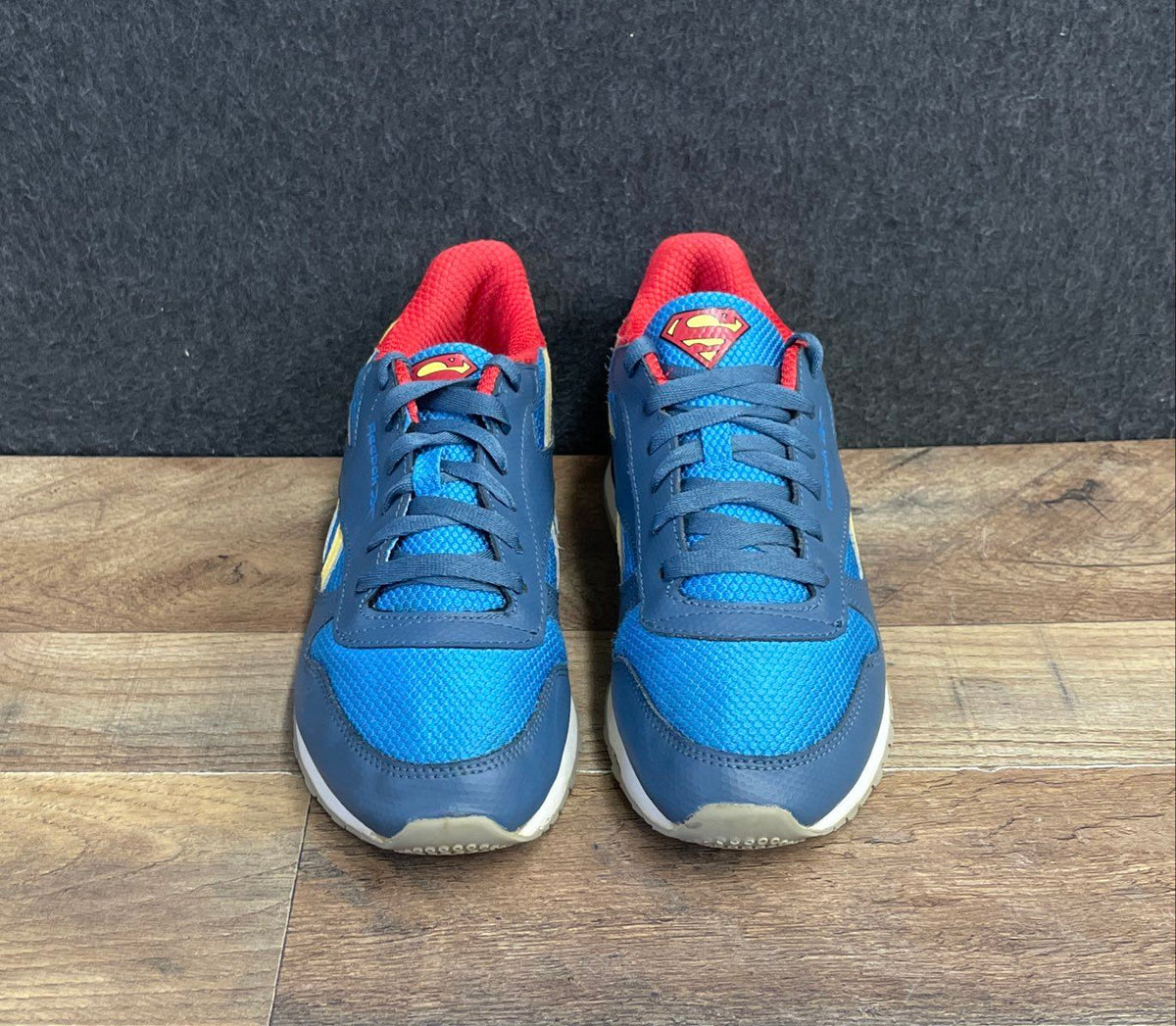 Reebok Classic Leather Superman Blue Red Sneakers Size 6