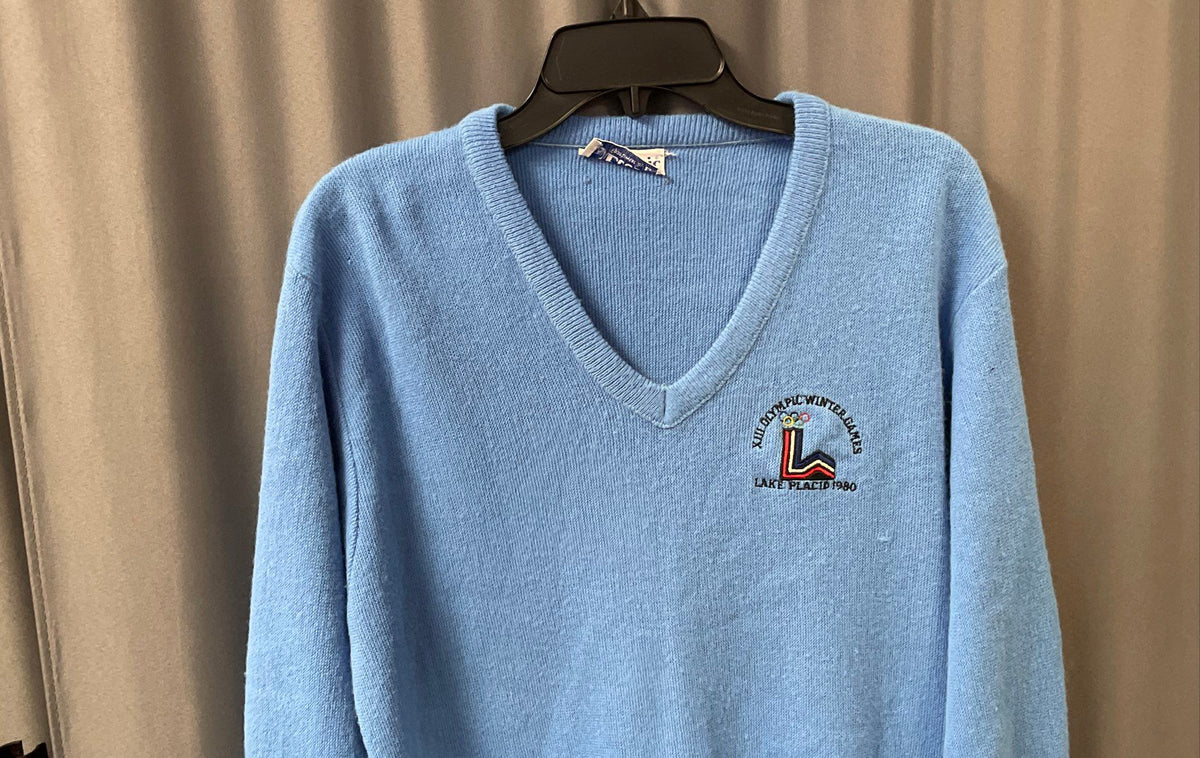 Vintage 1980 Lake Placid Winter Olympics V-Neck Sweater Etonic Blue Sz L