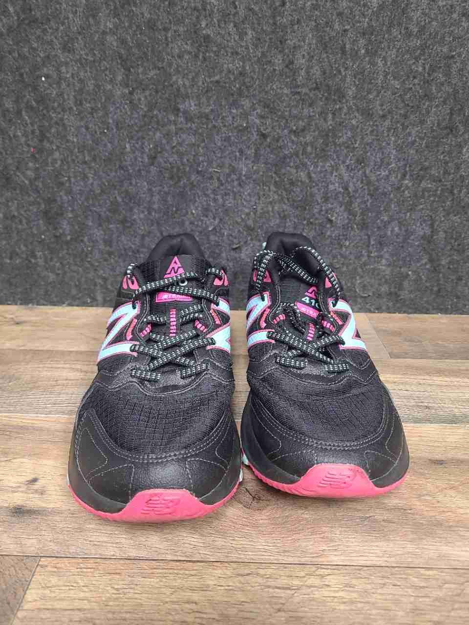 New Balance 410v7 Black Pink Blue Women's Trail Running Shoes Size 10