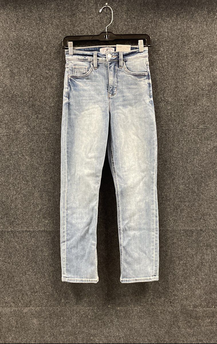 RFM Women's Dylan High-Rise Straight Jeans Light Wash Denim Size 0/24 NWT