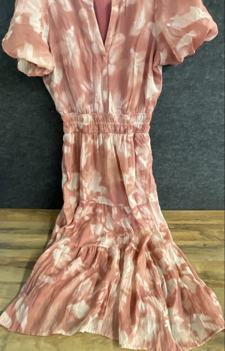 Simply Vera Vera Wang Women's Pink White Floral Tiered Maxi Dress Sz M