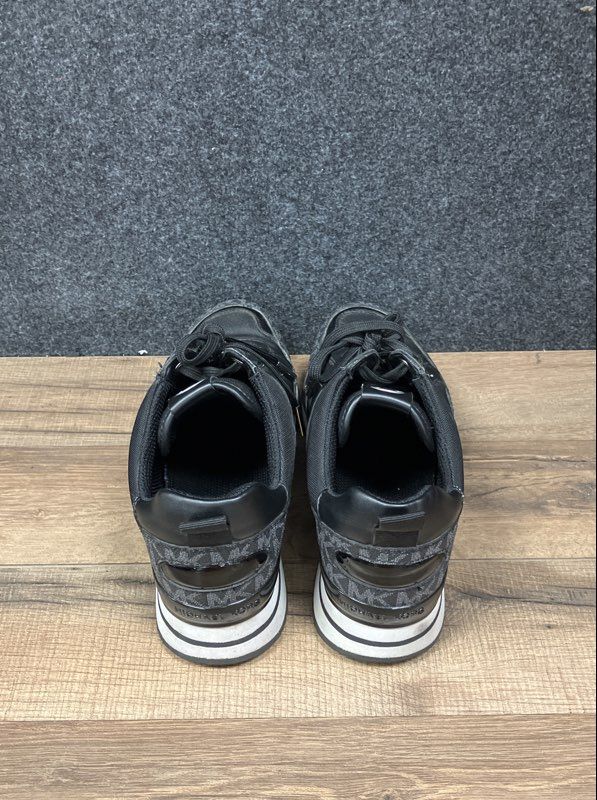 Michael Kors Billie Black Grey Monogram Low Top Trainer Sneakers Womens Size 8