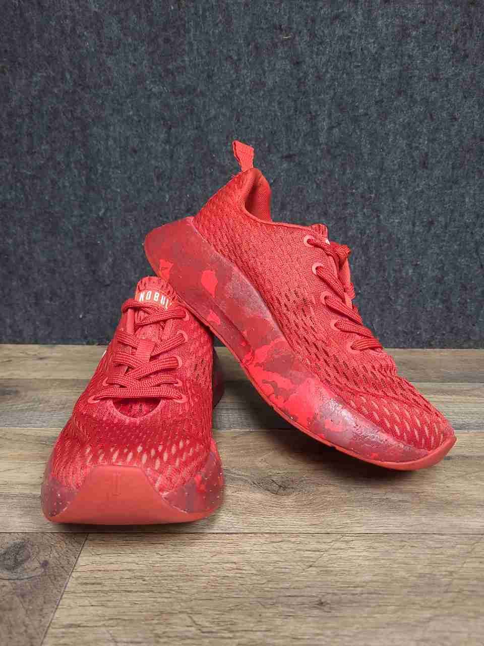 NOBULL Mesh Runner Red Marbled Camo Training Shoes Men's 7.5 Women's 9