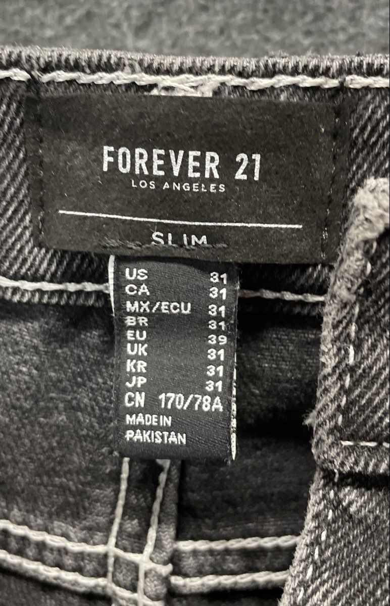 Forever 21 Men's Black Slim Cargo Jeans Contrast Stitching Washed Denim Sz 31