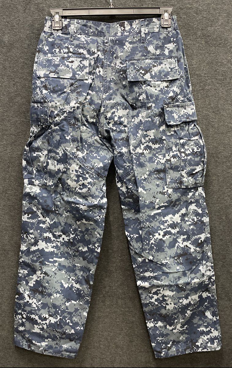 US Navy Men's NWU Type I Blue Digital Camo Cargo Trousers Medium Short