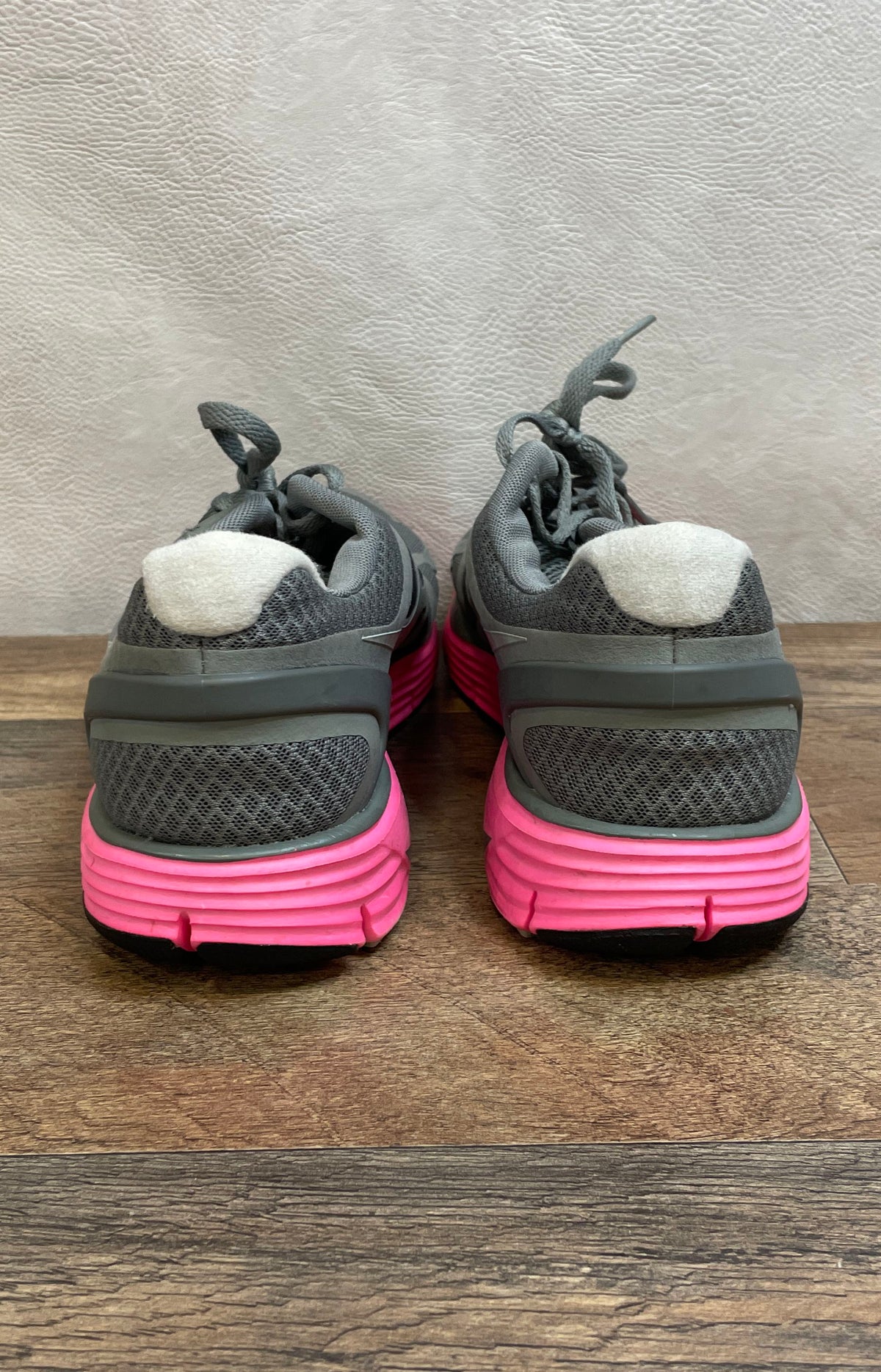 Nike Lunarglide+ 3 Wolf Grey Solar Red Pink Running Shoes Women's Size 9