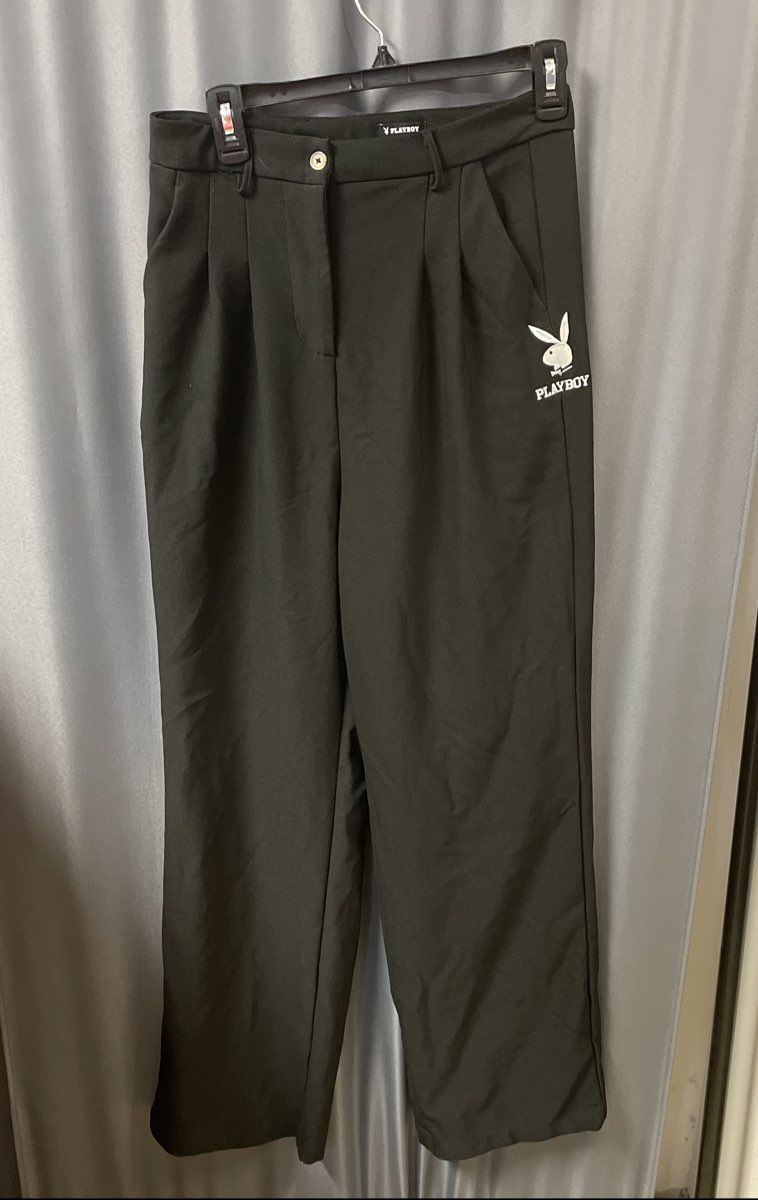 Playboy by PacSun Women's Black Embroidered Logo Pleated Wide Leg Pants Size M