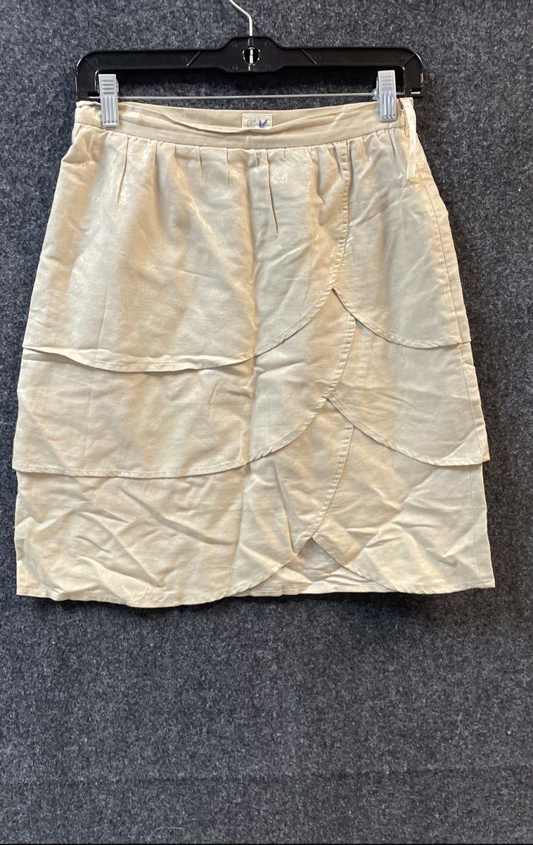 Edme & Esyllte Women's Cream Tiered Scalloped Petal Shimmer Linen Skirt Sz 2