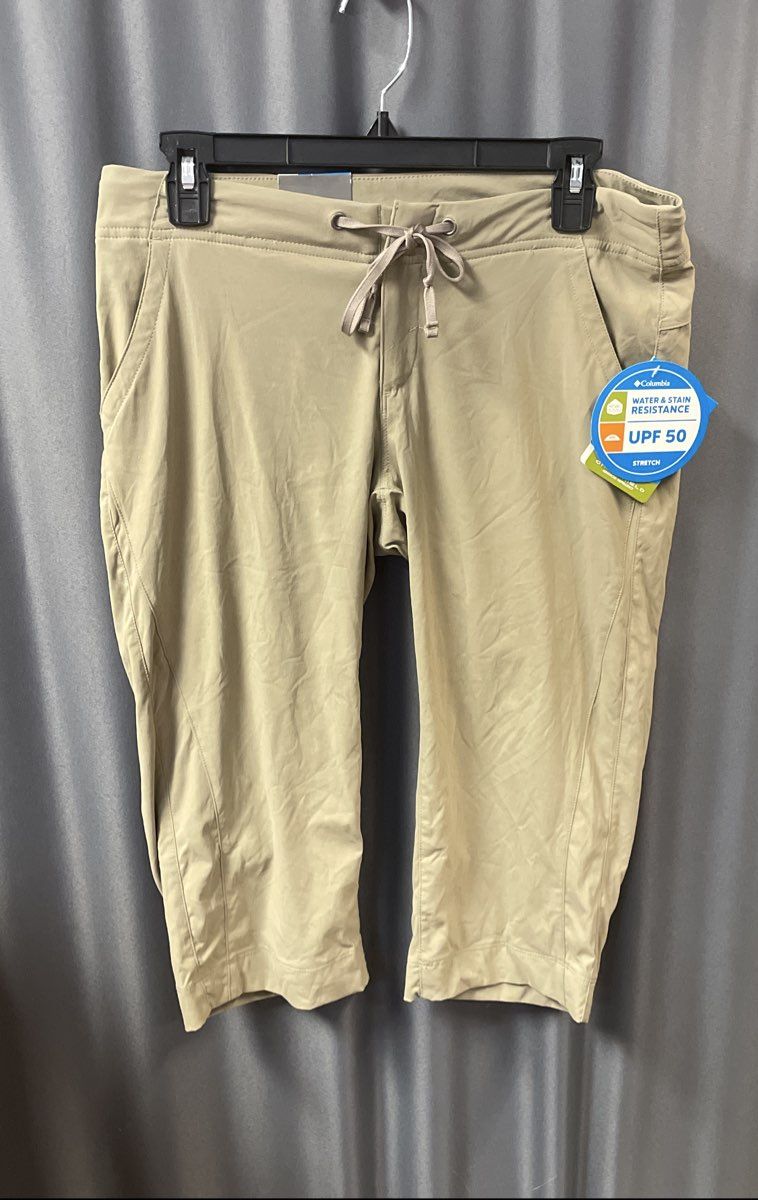 Columbia Women's Anytime Outdoor Khaki Capri Pants NWT Omni-Shield UPF 50 Sz 6